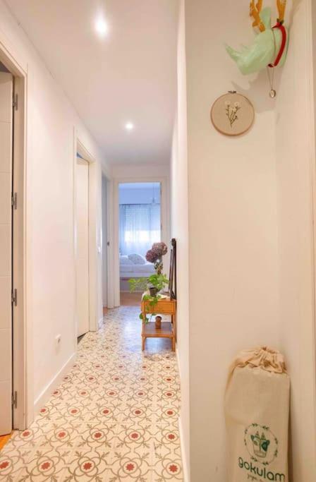 Appartamento Piso Centrico, Bonito, Acogedor, Aire Acondicionado Y Piscina Enfrente De Casa Madrid Esterno foto